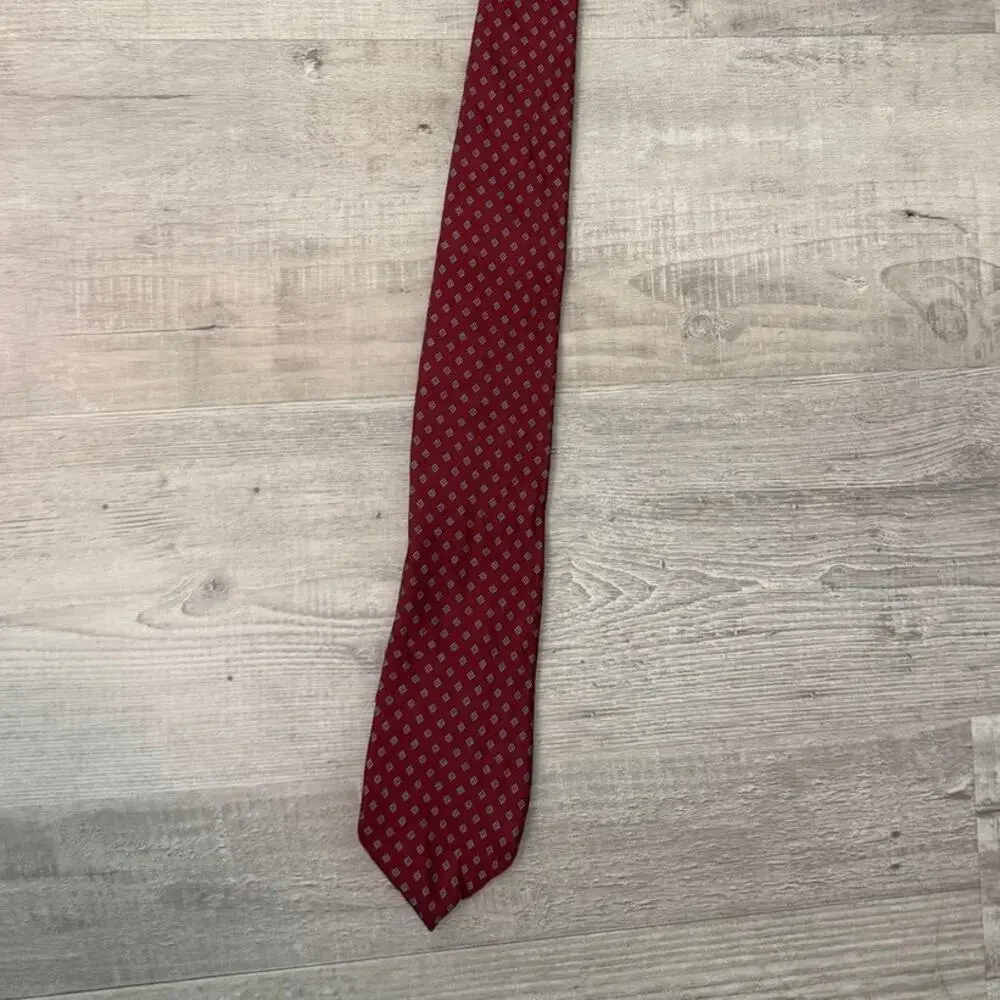 Hand Sewn Hand Printed 100% Silk Neck tie by Allen Solly